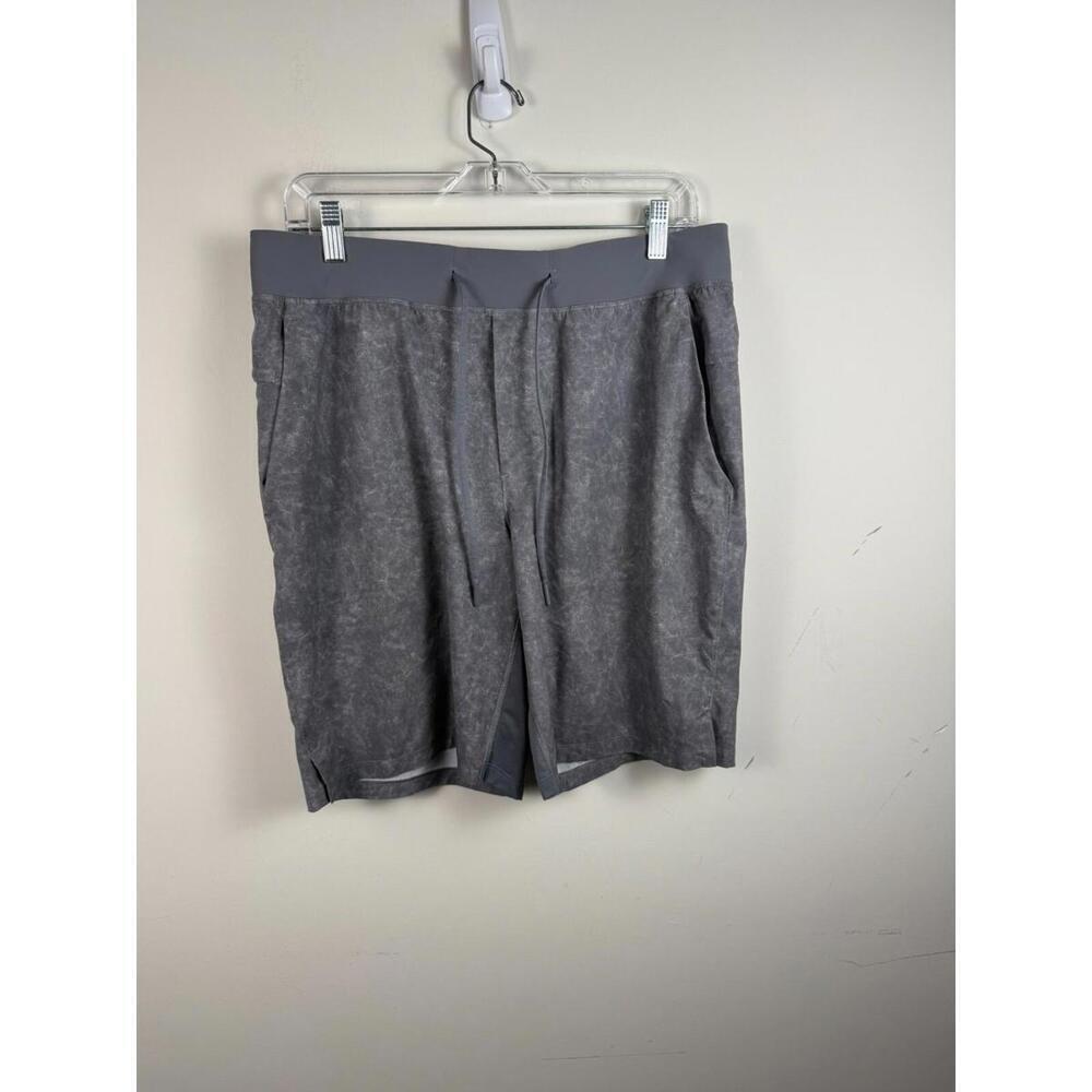 Lululemon T.H.E. Short 9” *Linerless Gray Dye‎ Large Stretch Athletic Training